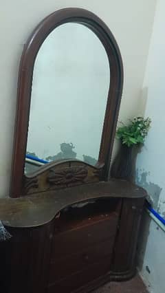 Wooden dressing table