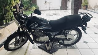 Suzuki GS 150 SE