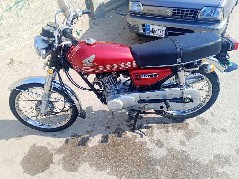 Honda 125 1984 Model - Vintage Bike 2