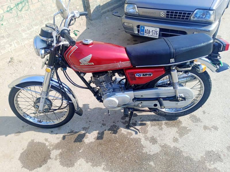 Honda 125 1984 Model - Vintage Bike 4