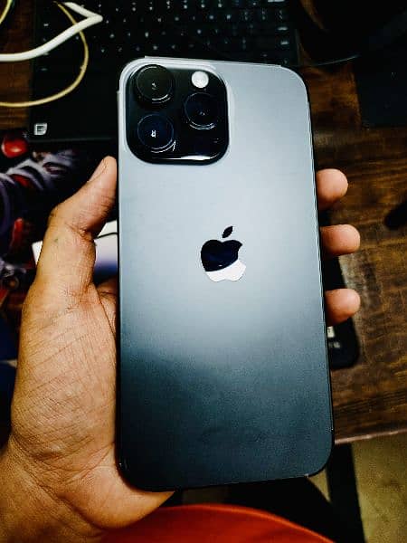 iphone 14 pro max 256 GB, Jet Black color, JV model 4