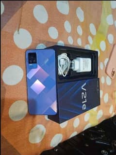 vivo v21e full box total original no any  shade in display