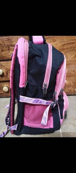 School bag for Girls. 5