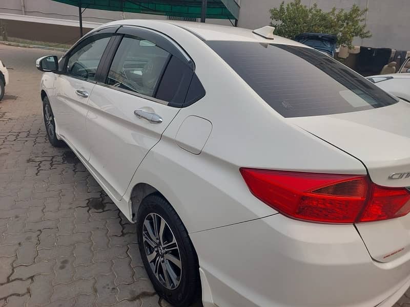 Honda City IVTEC CVT 2022 3