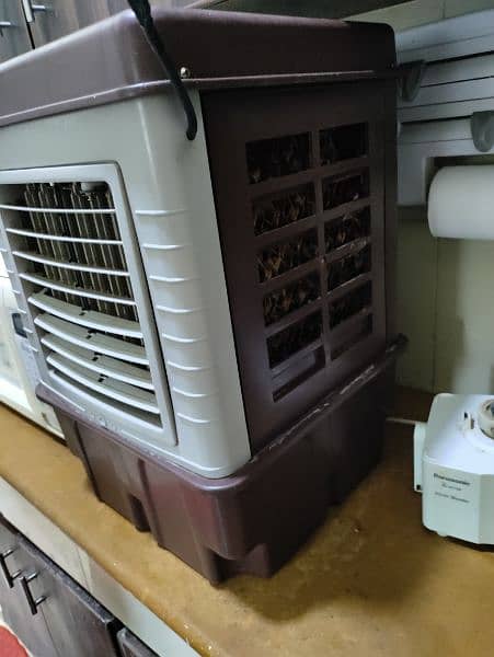 Mini AC/ DC Air Cooler 2