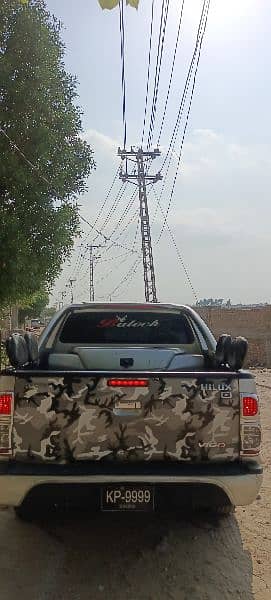 Toyota Hilux 2008 4