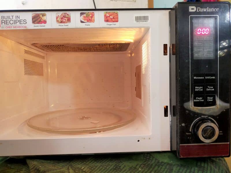 DW 133 G Grilling Microwave Oven 1