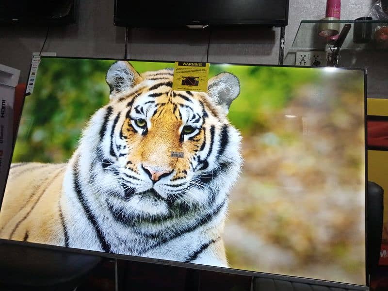 65" INCh SAMSUNG 8k Q led Tv Android warranty O32245O5586 0