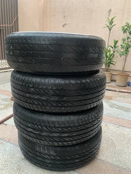 car tyres 185/65 R15 4