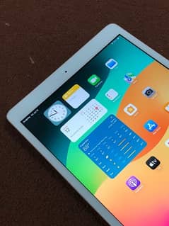 iPad 6th generation 128GB