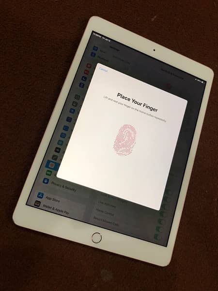 iPad 6th generation 128GB 6