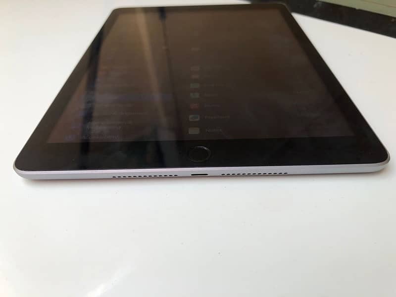 iPad 5th generation 128GB 2