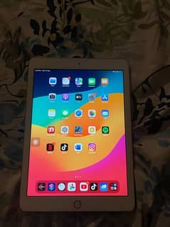 iPad 6th Generation ( 2018 ) 0