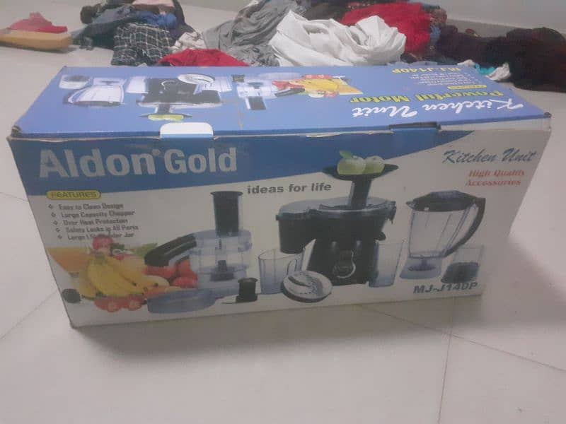 alone gold kitchen unit 4