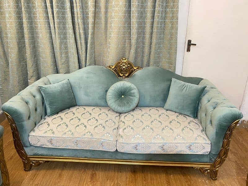 Sofa Set with center table for Sale 6