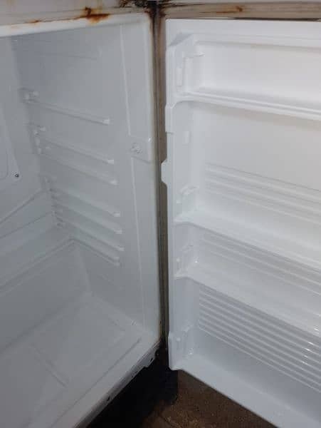 Dowlance Fridge large size 5