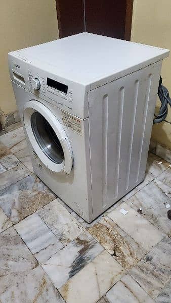 Used Siemens iQ100 Front Load Washing Machine - 6 kg, 2