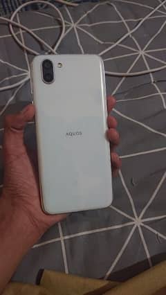 SHARP AQUOS R2 NON PTA