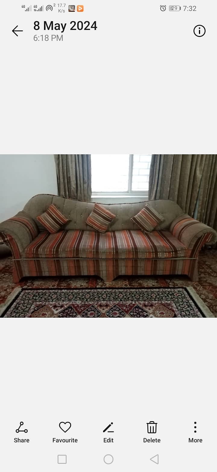 7 seater sofa( 3+2+1+1) 5