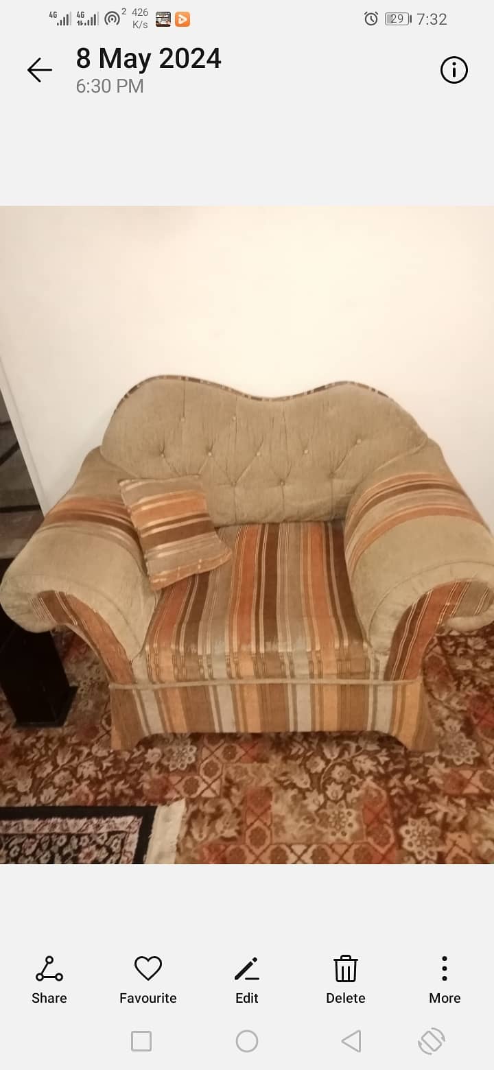 7 seater sofa( 3+2+1+1) 6