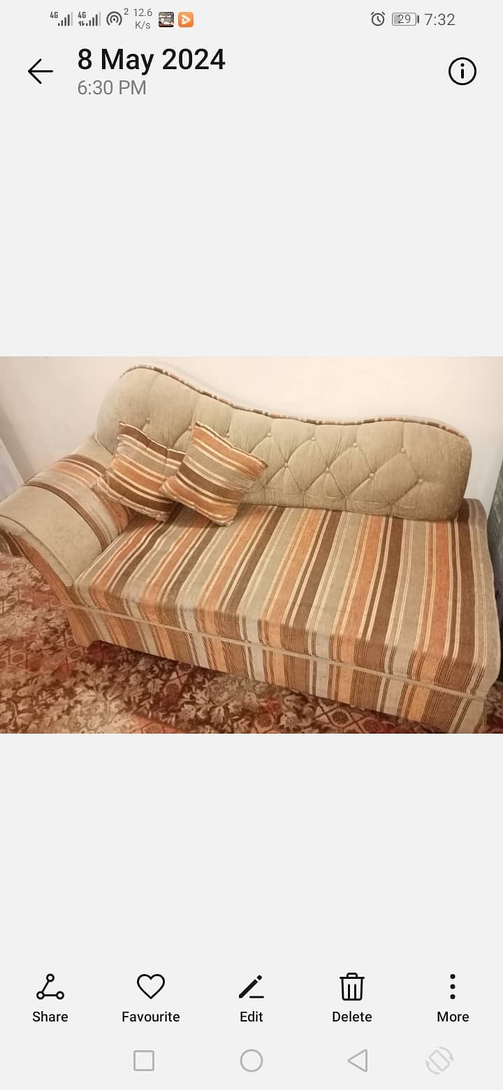 7 seater sofa( 3+2+1+1) 7