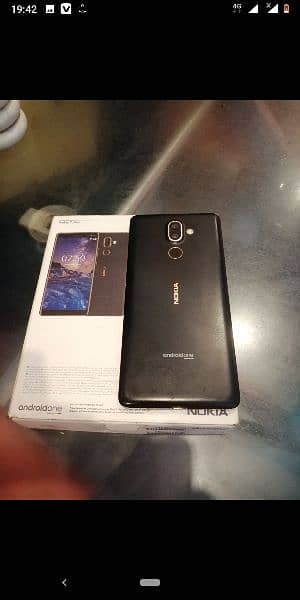 Nokia 7 plus 1