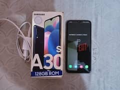 I'm urgently selling my Samsung A30's Mobile 0