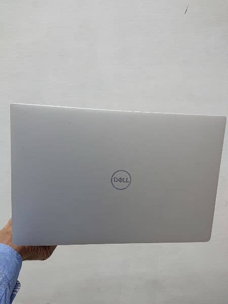 Dell  XPS 13 9370 3