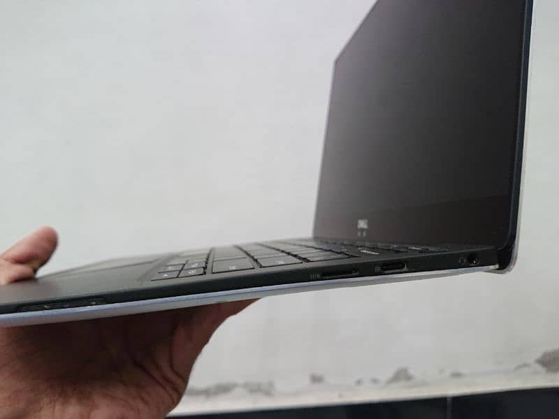 Dell  XPS 13 9370 5