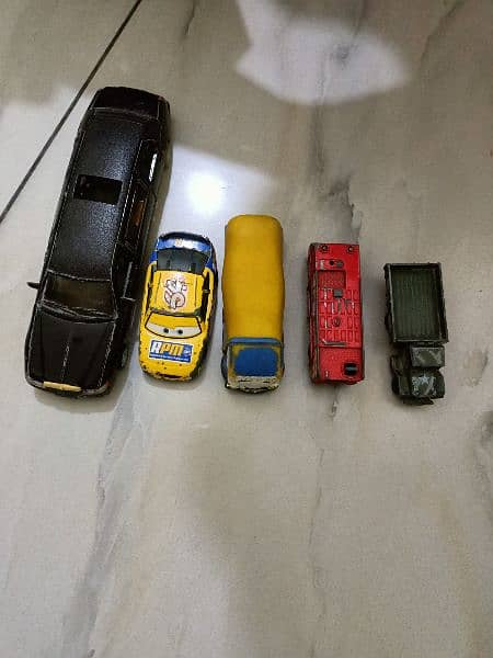 car and toys 3