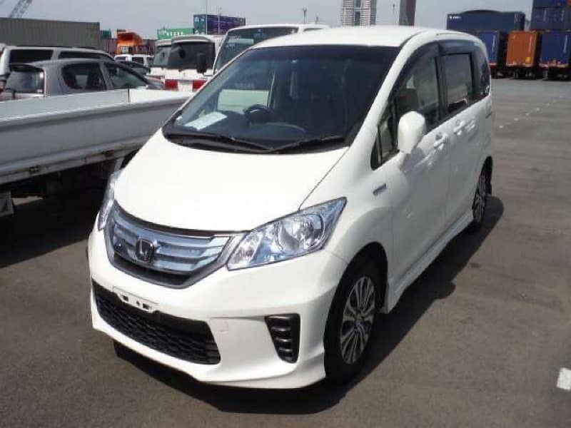 Honda Freed 2012 10