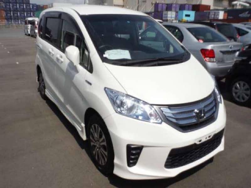 Honda Freed 2012 11