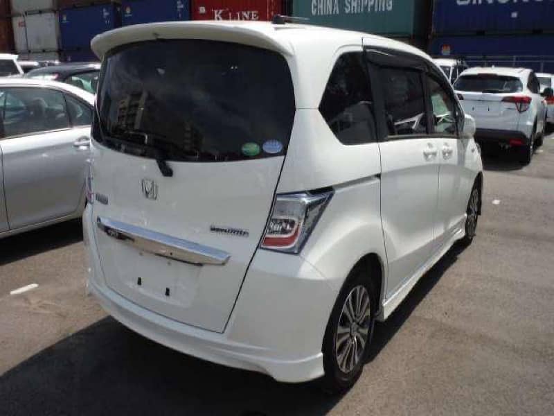 Honda Freed 2012 12