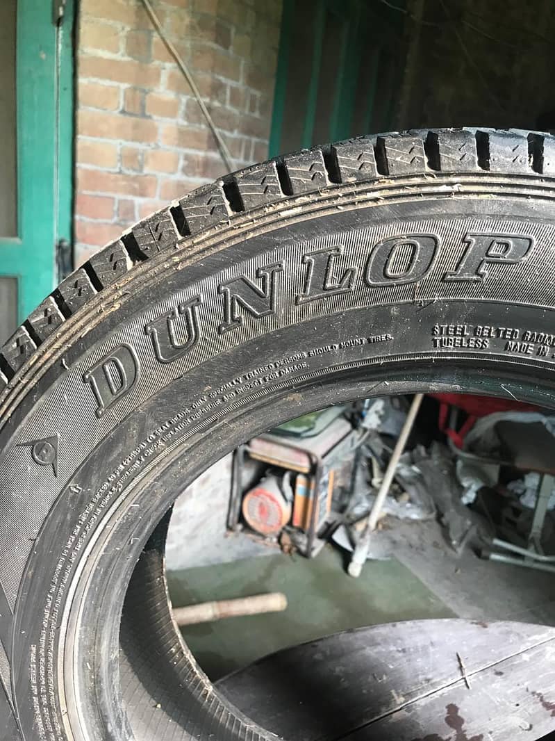 Jeep Tryes Dunlop 175/80/16 1