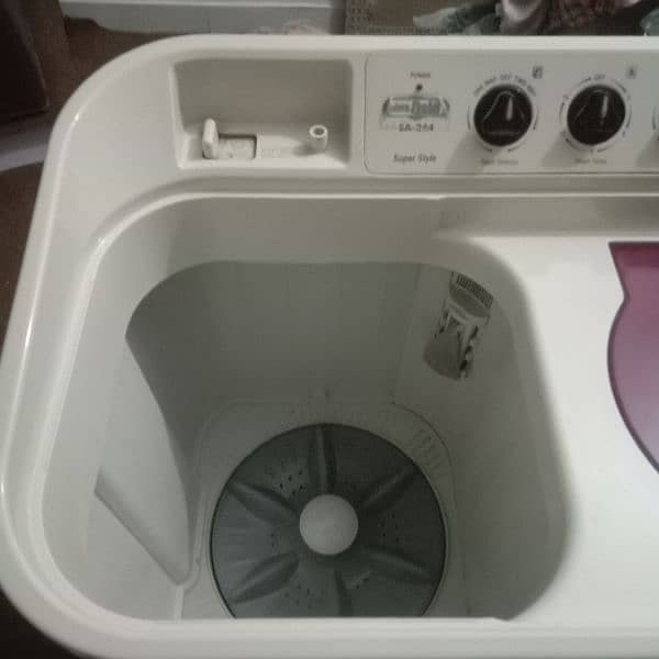 washing machine super Asia only five years used 2