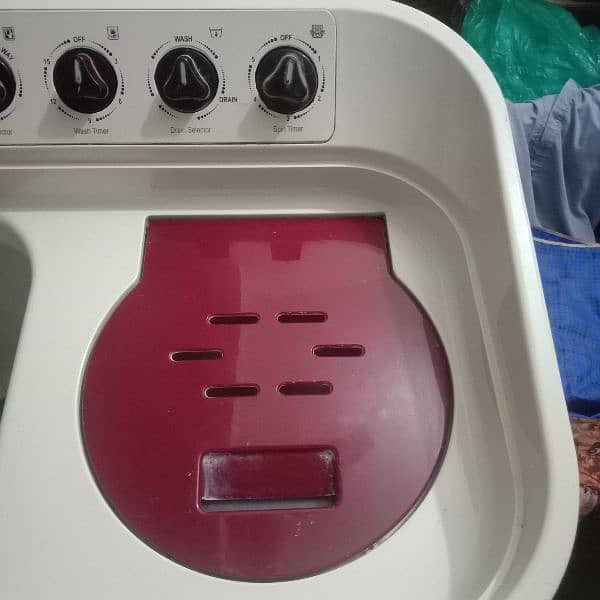 washing machine super Asia only five years used 3