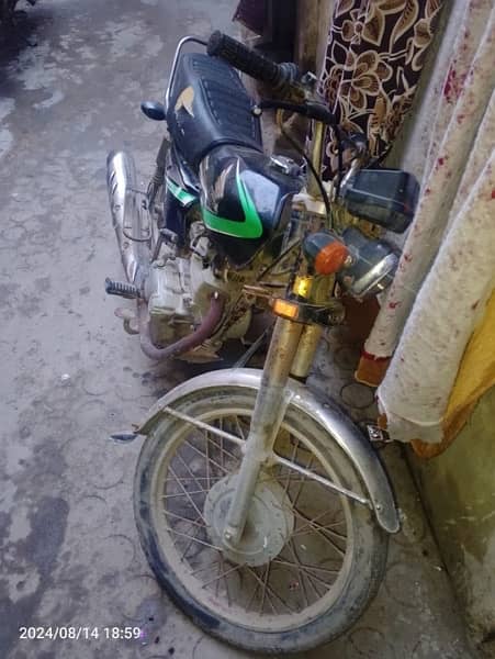 honda cg125, used bike in good condition for sell 4