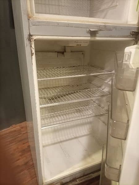 sale dawlance 9170 model fridge na open na hi reparing orgnal 1