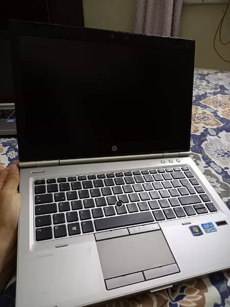 hp elitebook core i5 3rd 4gb ram 320gb hard disk laptop 0