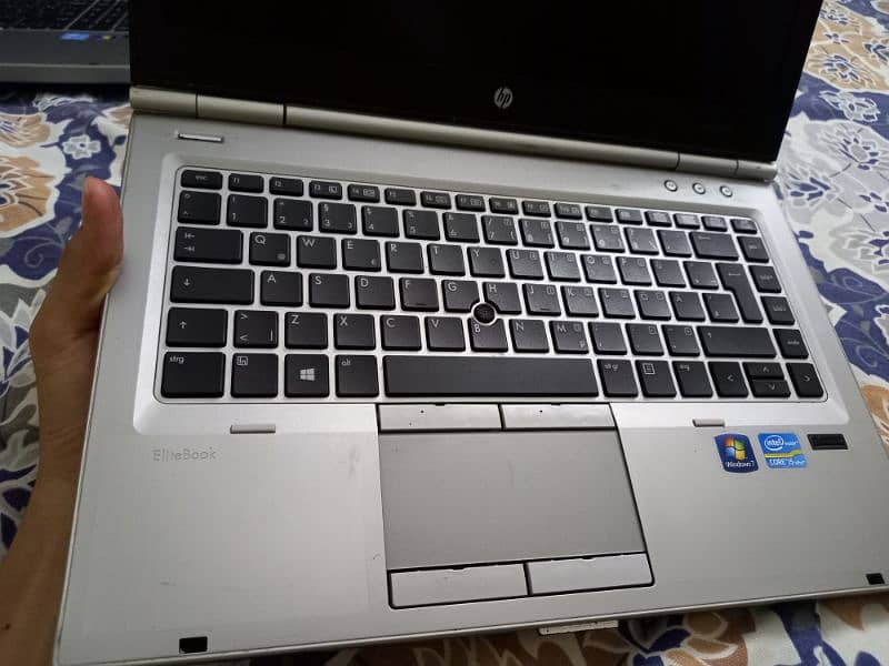 hp elitebook core i5 3rd 4gb ram 320gb hard disk laptop 1