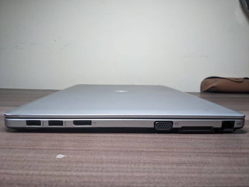 HP Folio 9480m 5