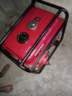 Urgent Sell Honda 5KVA To 4.5 KVA generator