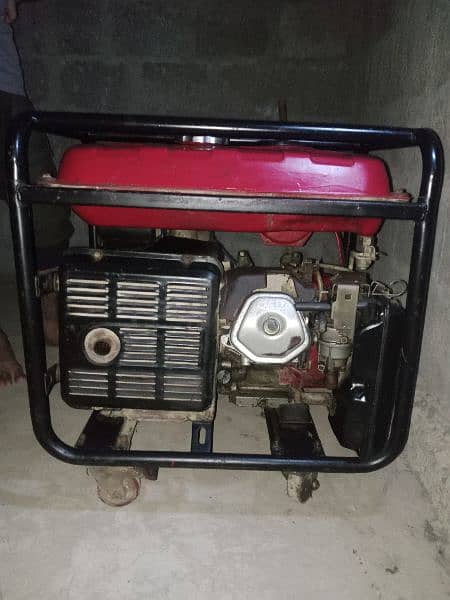 Urgent Sell Honda 5KVA To 4.5 KVA generator 2