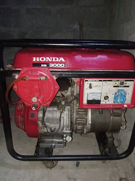 Urgent Sell Honda 5KVA To 4.5 KVA generator 3