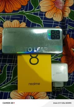 realme 8