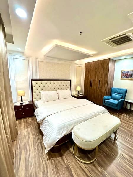 ONE BED GOLD CREST LUXURY APARTMENT ON DAILY / WEEKLY BASIS DHA-4 0