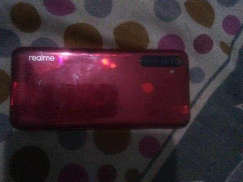 Realme 5i 4/128 1