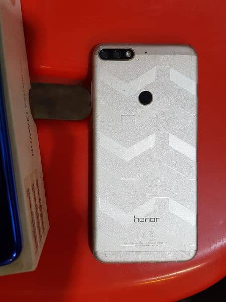 Huawei Y7 2018 1