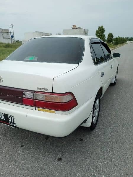 Toyota Corolla GLI 1999 9