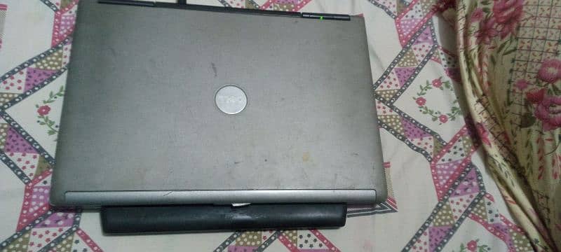 Dell Laptop 4